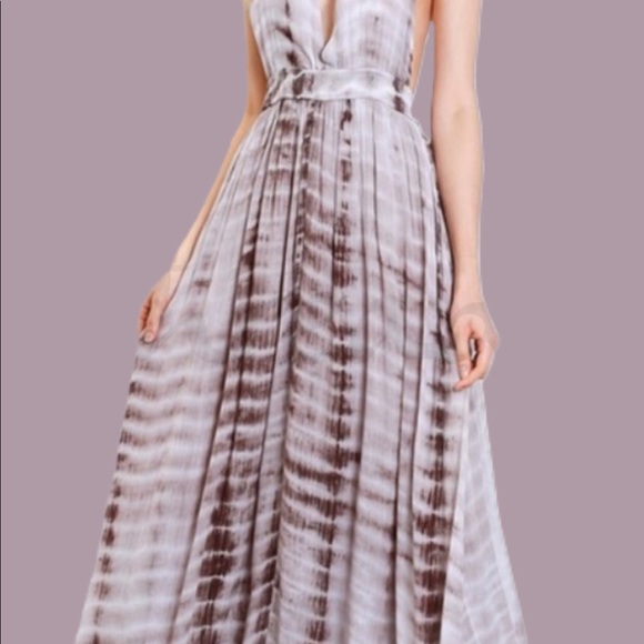 ✨New✨ Gorgeous Tie Dye Maxi Dress - Picture 5 of 7
